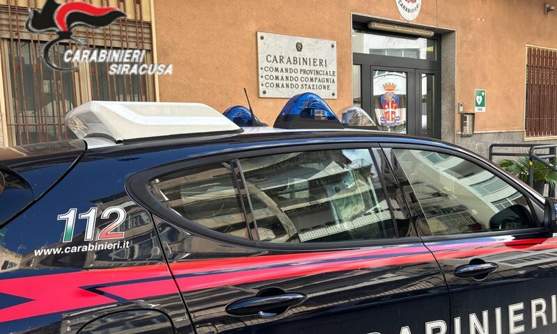 Accoltellato per aver dato una sigaretta a una ragazza