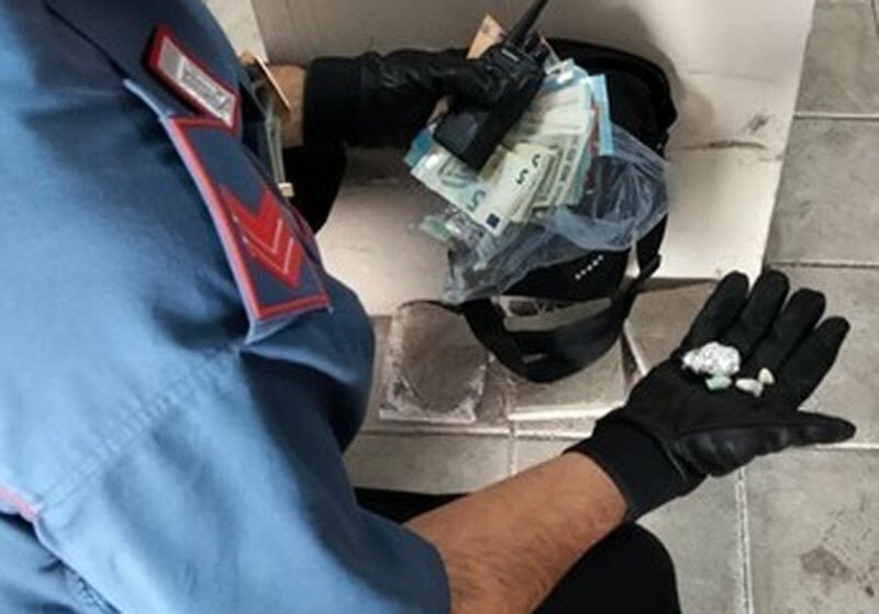 Vedette non bastano: preso pusher in via Capo Passero