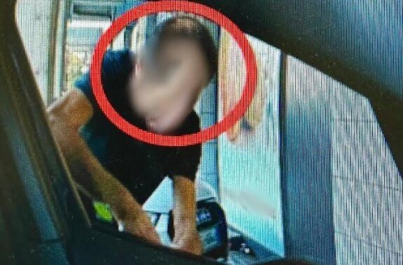 Sei su ladro-cam: preso il 30enne a Catania