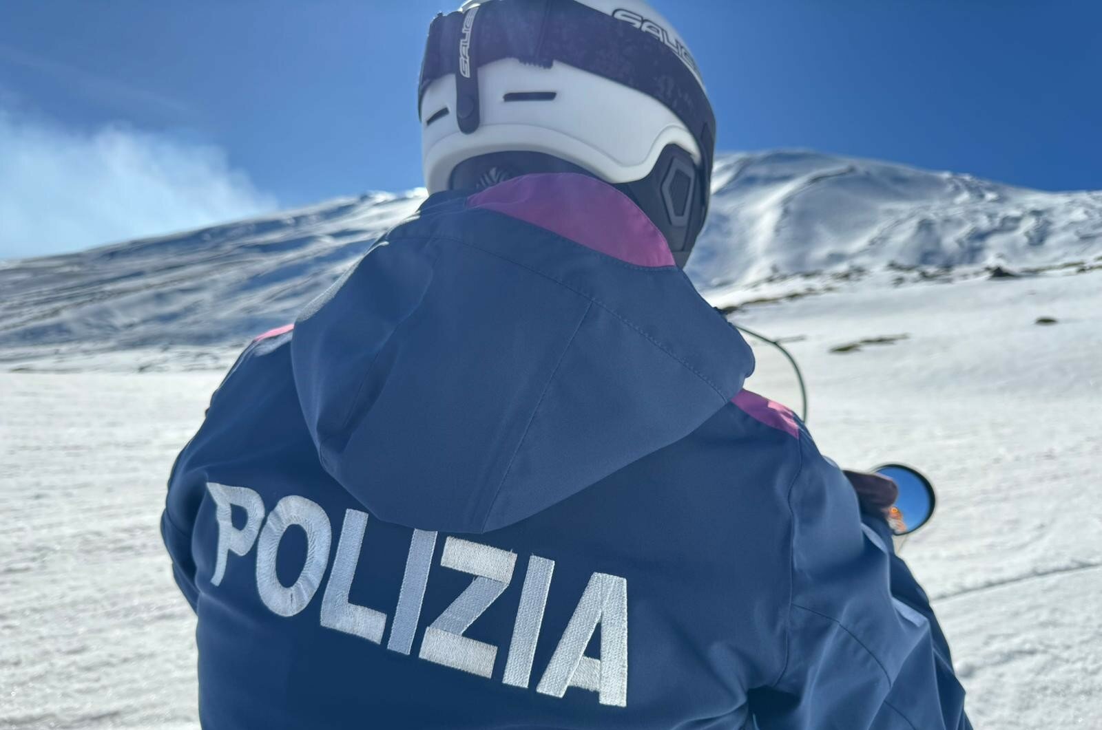 Etna: soccorse 7 persone sulla neve