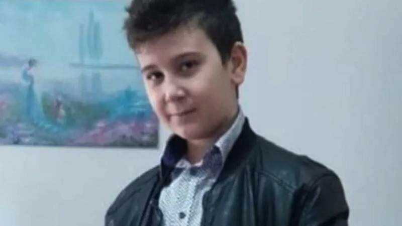 Travolto da un'auto, Thomas non ce la fa Travolto da un'auto, Thomas non ce la fa