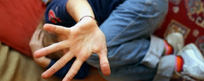 Abusi su 7 bambini, arrestato un brigadiere Abusi su 7 bambini, arrestato un brigadiere