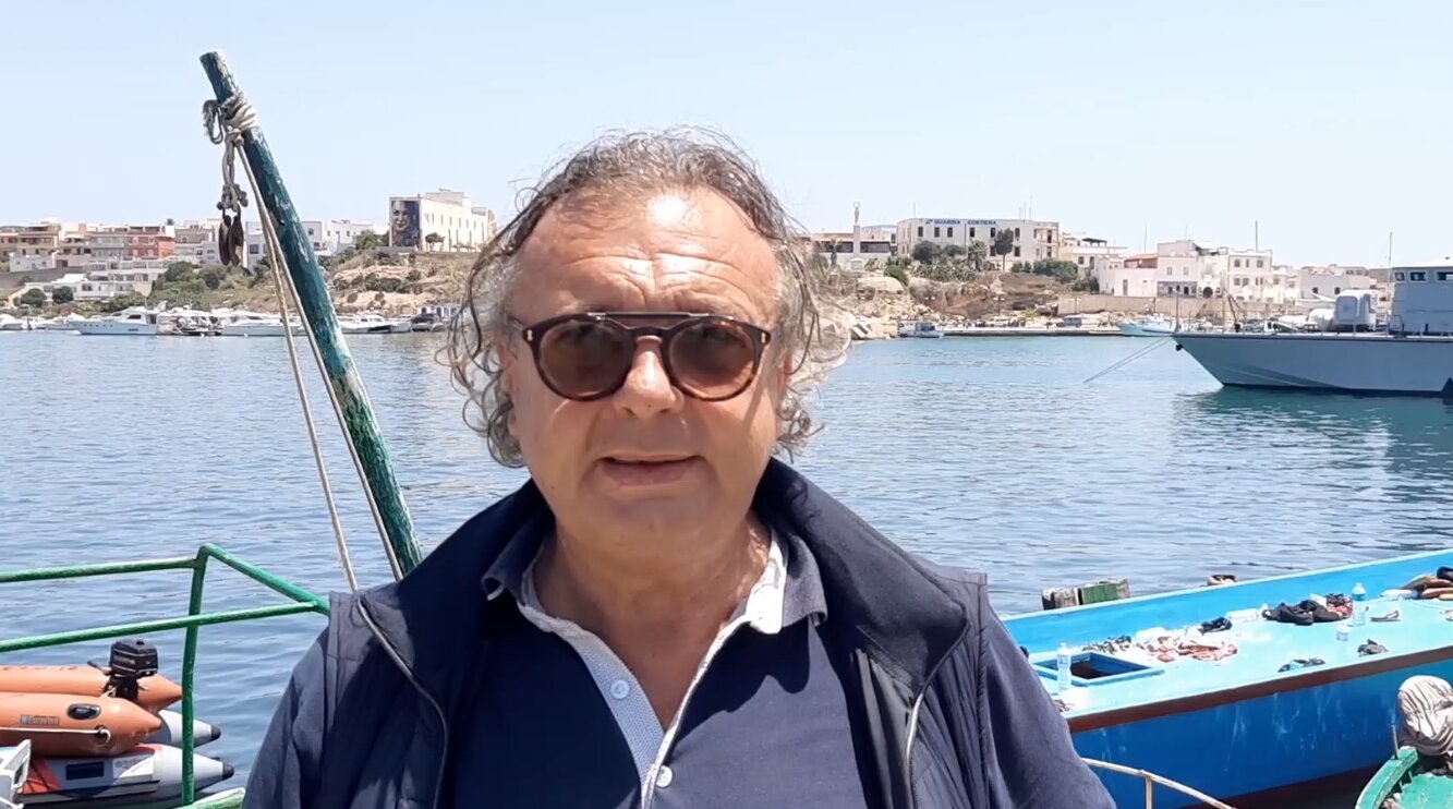 Lampedusa disperata: 'Draghi ci spieghi i rincari'