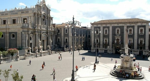 Vietati i cortei al centro di Catania