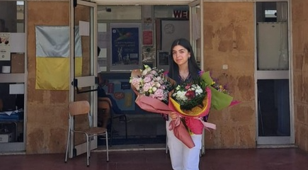 Nicole si diploma al quarto anno con 100
