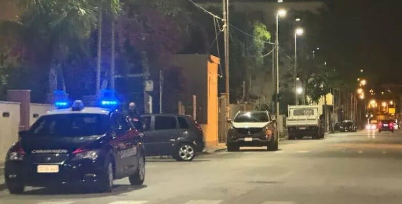 Scooter contro auto, muore una 16enne