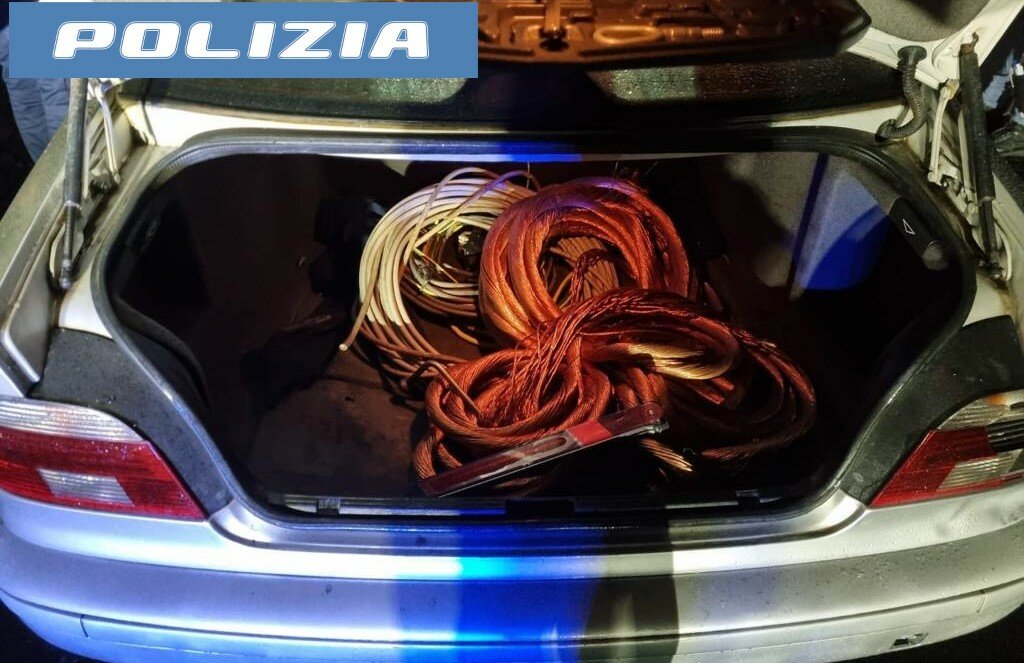 Rubano 300 chili di rame dalla stazione Rubano 300 chili di rame dalla stazione