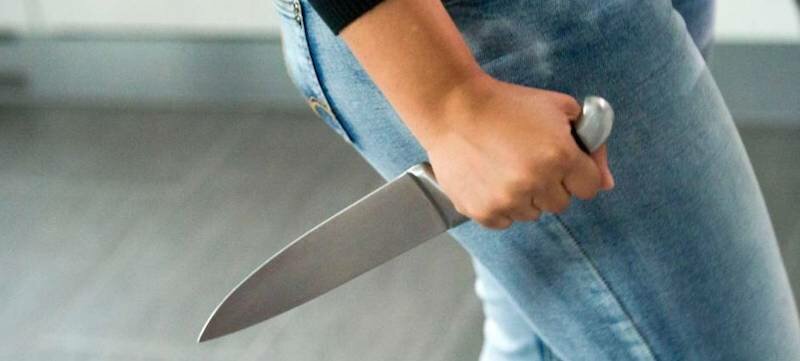 Catania, in carcere per coltellata alla compagna Catania, in carcere per coltellata alla compagna