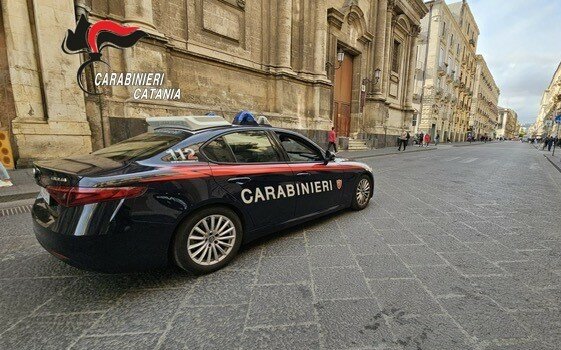 Furto e fuga in chiesa: presa la ladra catanese