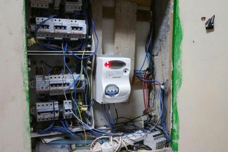 Vandalizzato quadro elettrico, quartiere al buio