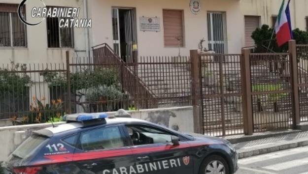 Giarre, denunciato per l'assalto al parroco