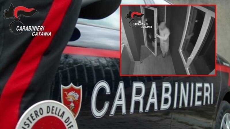 Bloccato mentre tenta furto a giurisprudenza