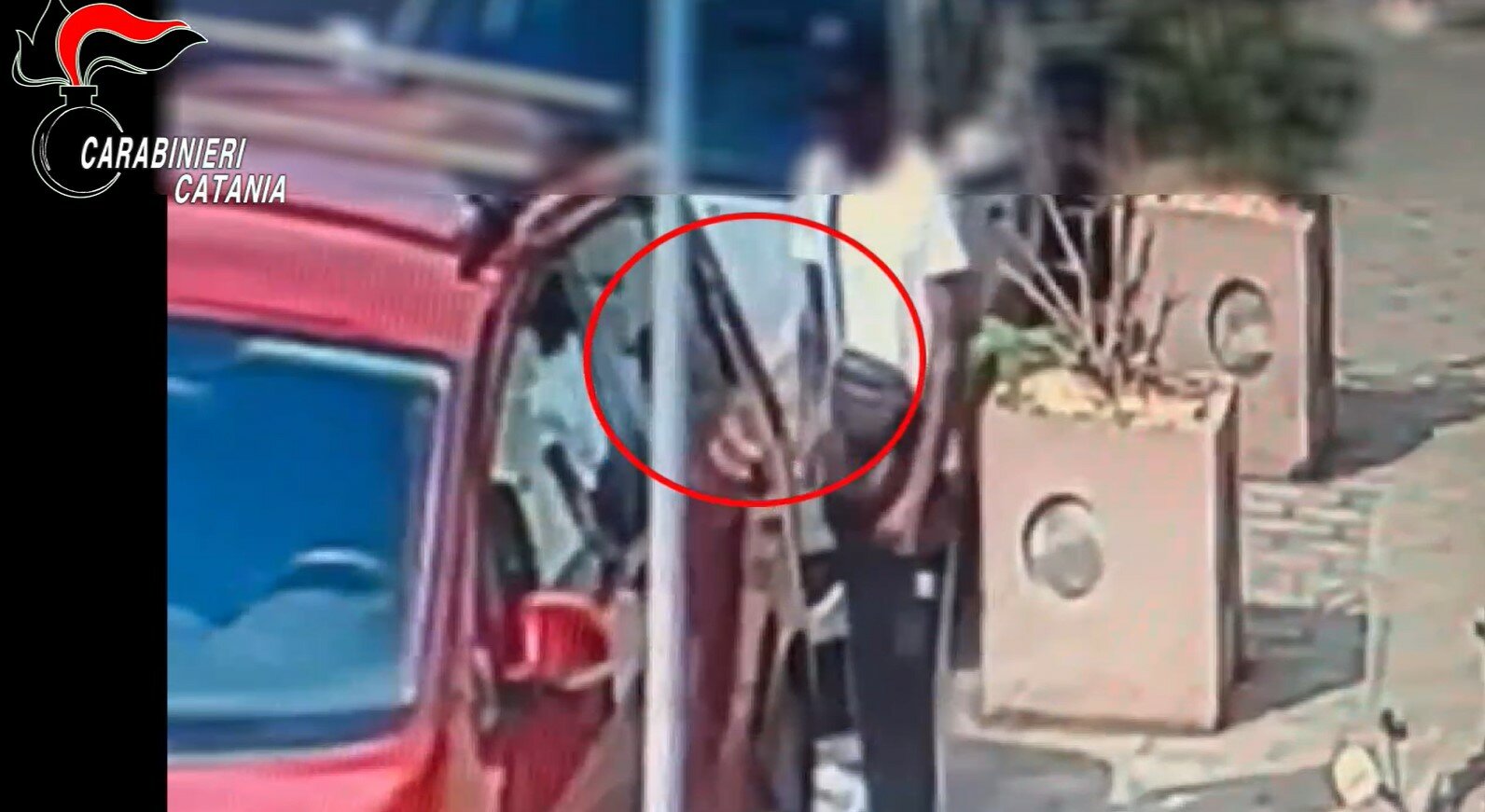 Catania: giustizia fai da te, ma finisce male