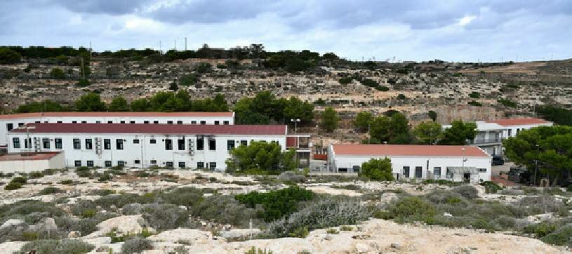 Quattro sbarchi in dodici ore a Lampedusa