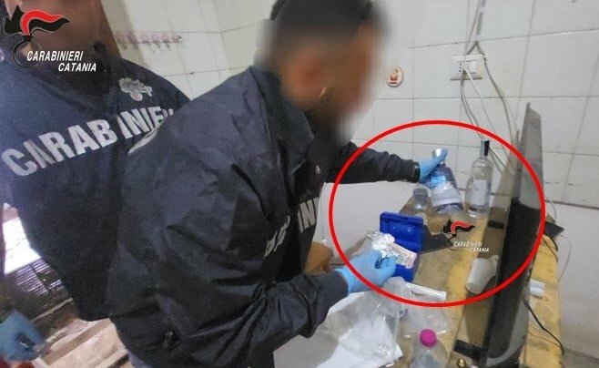 A Catania i pusher accettavano il baratto