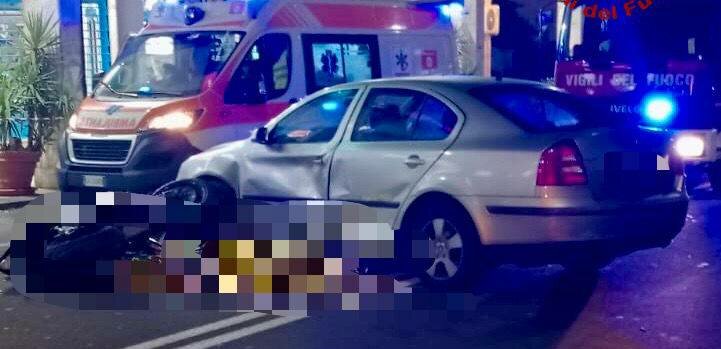 Scontro in viale Rapisardi, muore motociclista Scontro in viale Rapisardi, muore motociclista