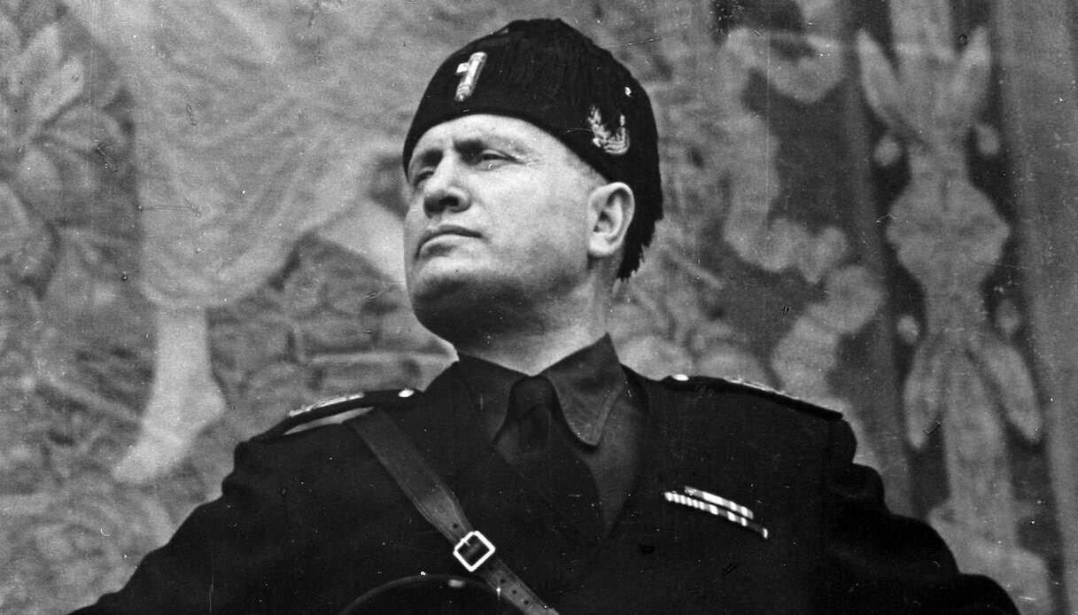 Ustica: Mussolini resta cittadino onorario