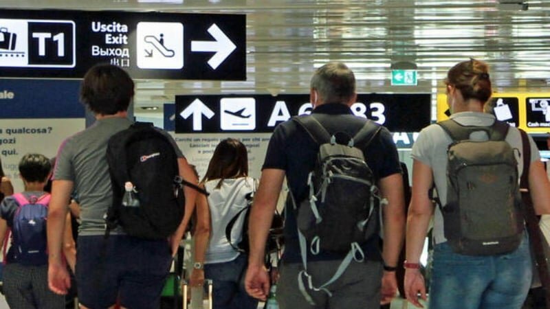 Sabato nero negli aeroporti