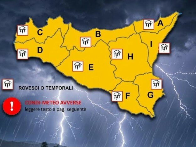 Allerta meteo arancione in Sicilia: c'è chi chiude le scuole Allerta meteo arancione in Sicilia: c'è chi chiude le scuole