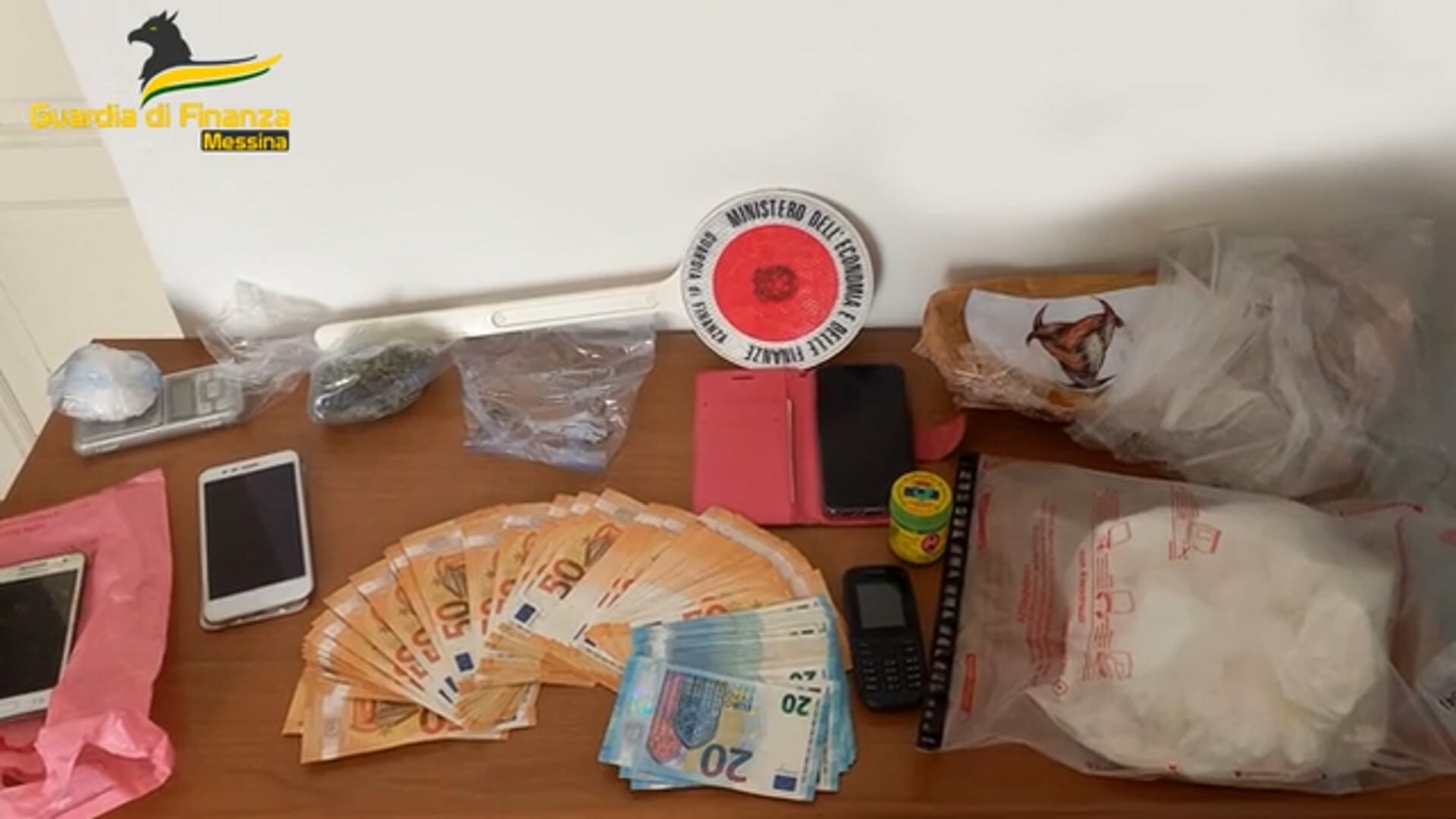 Operazione antidroga all'imbarcadero