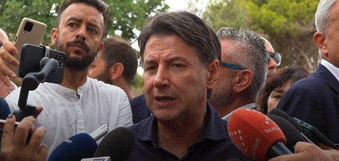 Conte a pranzo dalla lampedusana 84enne