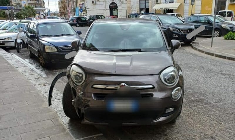 Evade dai domiciliari, si ubriaca e si schianta