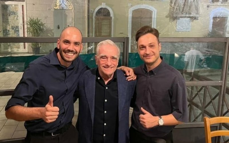 Scorsese ad Aci Trezza tra pasta e fritturina Scorsese ad Aci Trezza tra pasta e fritturina
