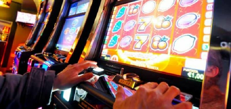 Acireale, evade per giocare con le slot Acireale, evade per giocare con le slot