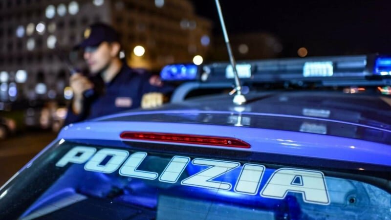 Distrugge casa e minaccia agenti: bloccato catanese