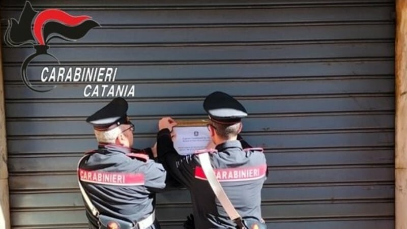 E' ritrovo di pregiudicati: chiuso bar nel Catanese