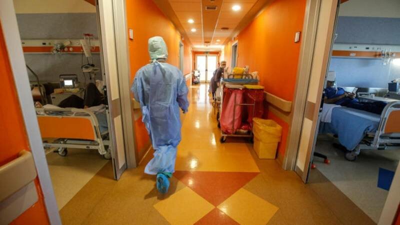 Covid, ricoveri stabili nelle intensive siciliane