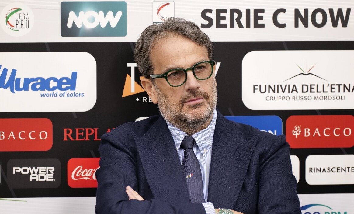 Catania, staffetta tra ds
