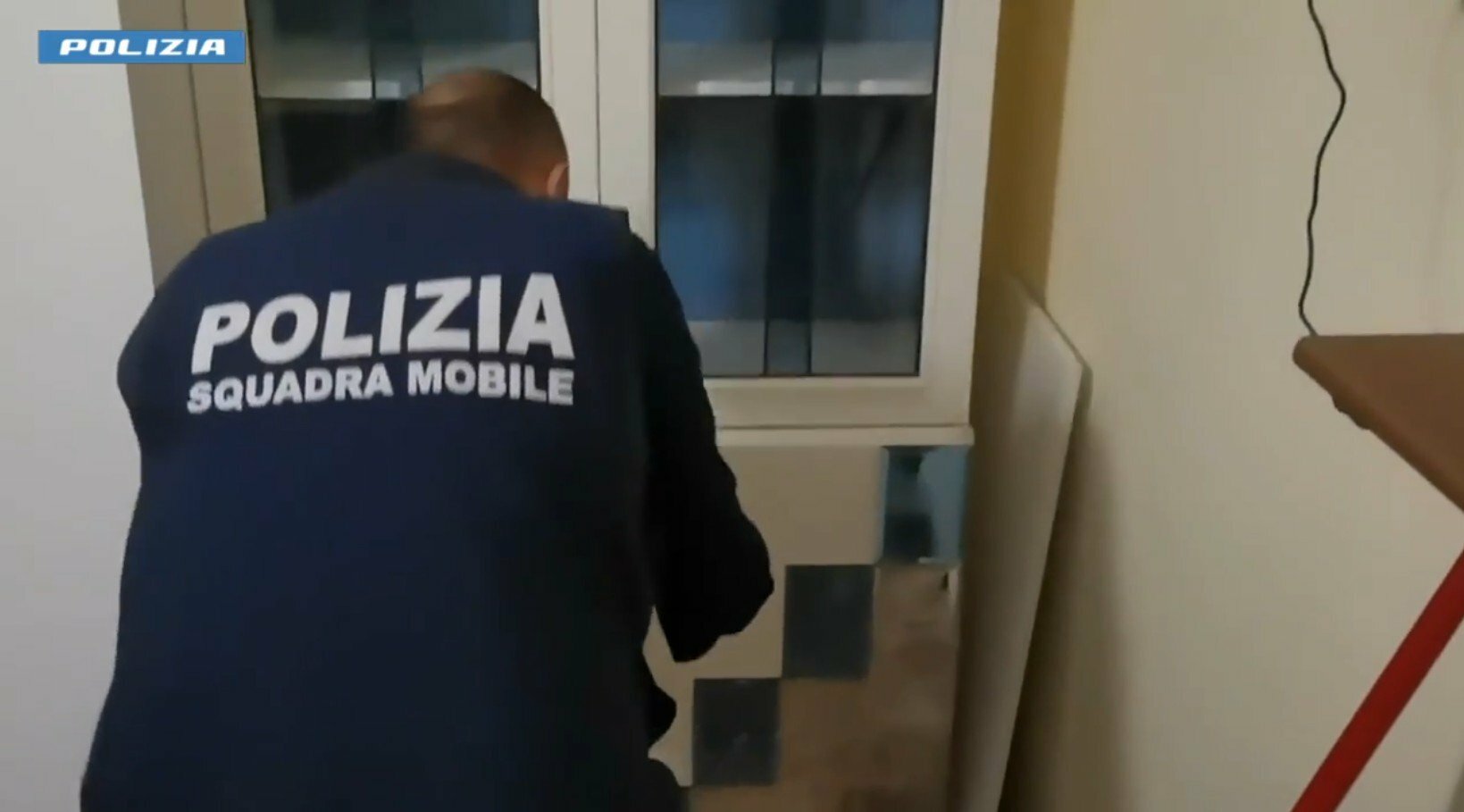 Catania: tentata estorsione a ditta trasporti, 4 arresti