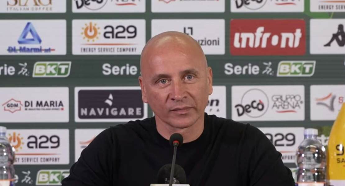 Vido arriva, Corini sorride