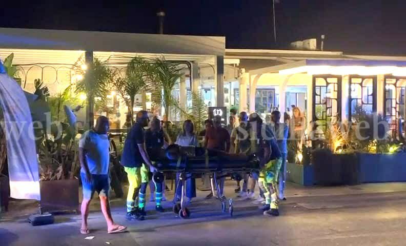 A velocit&agrave; contro la pizzeria: grave una ragazza