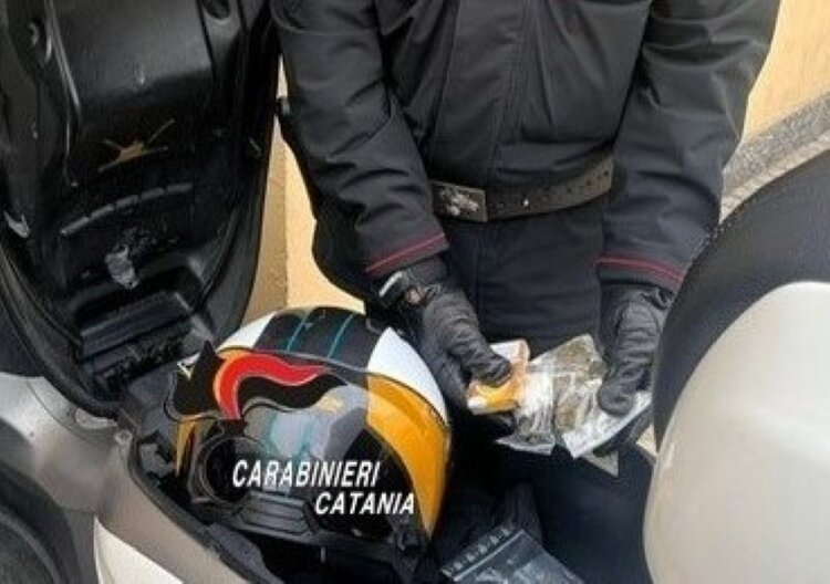 Pusher minorenni in missione con la 'lemon'