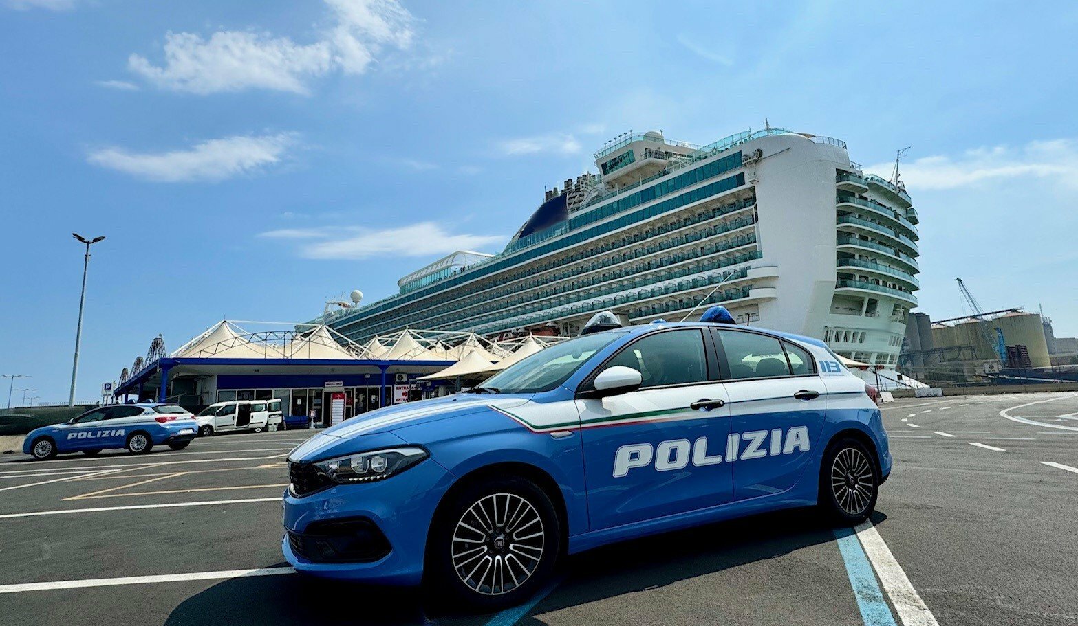 Cameriere sfregiato da crocierista irascibile