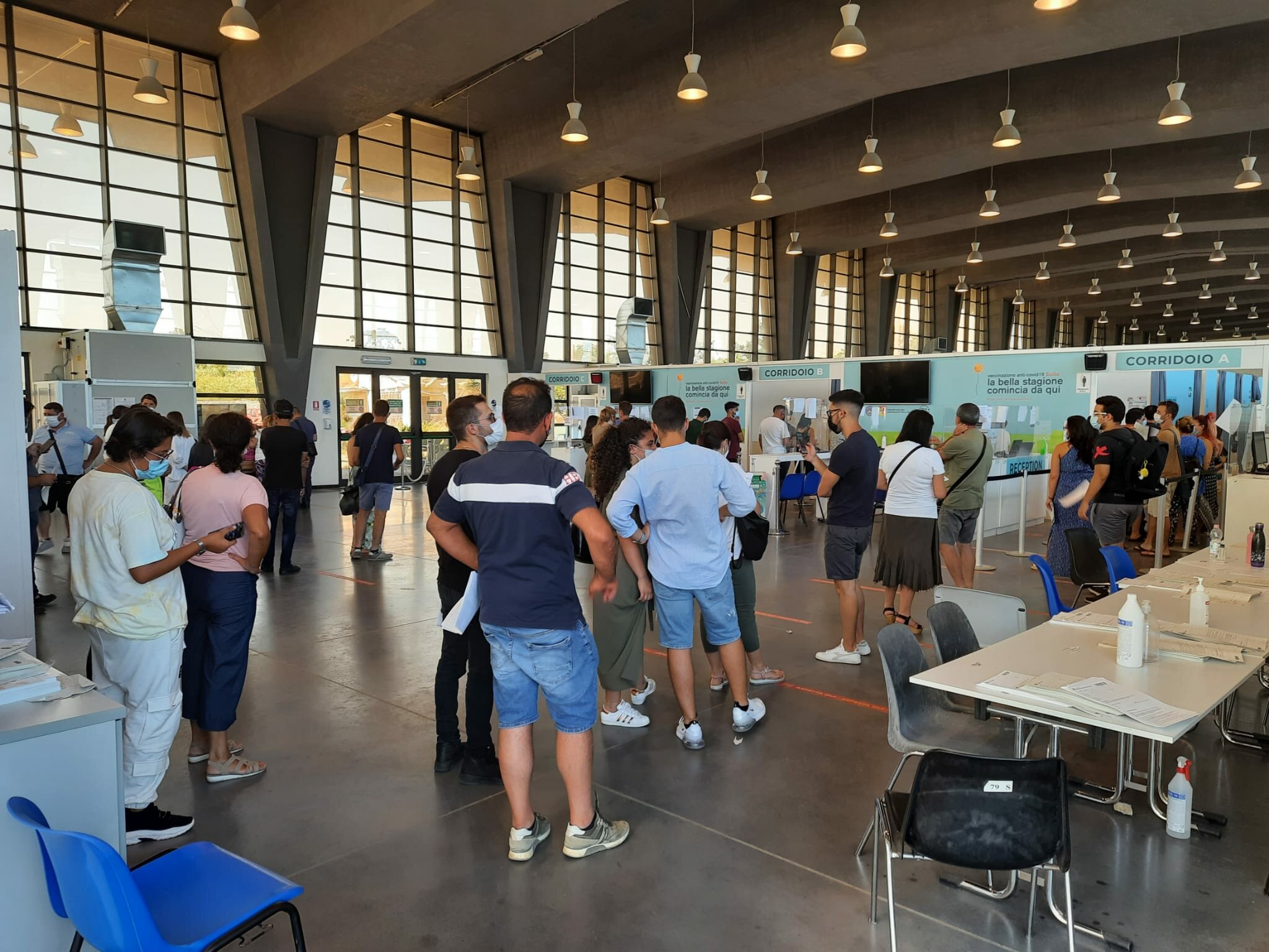 Dietrofront, aperti drive in a Catania e Acireale