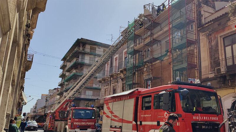 Catania, rogo in appartamento