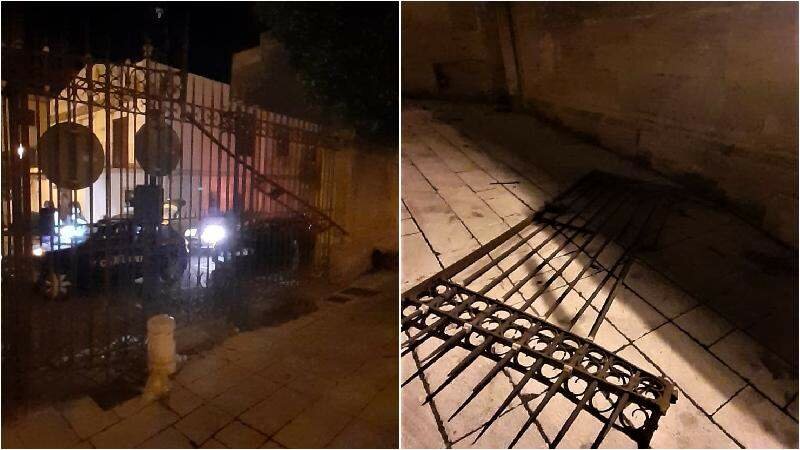 Bagheria, auto sfonda cancello di Villa Butera