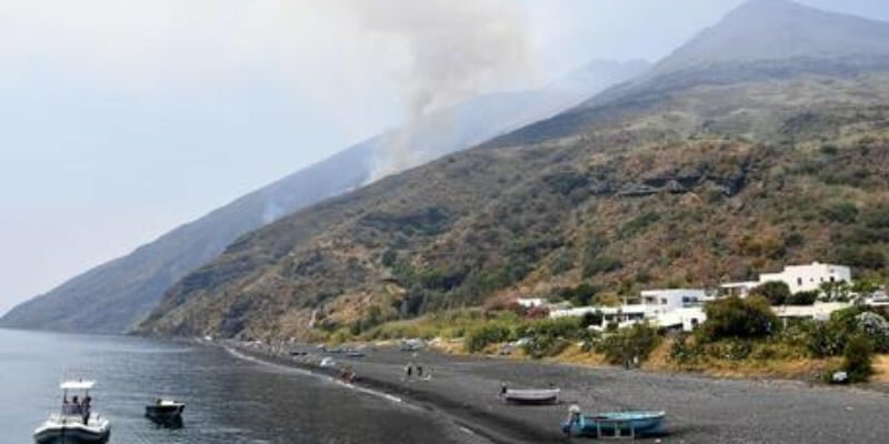 Stromboli, restrizioni per gli escursionisti