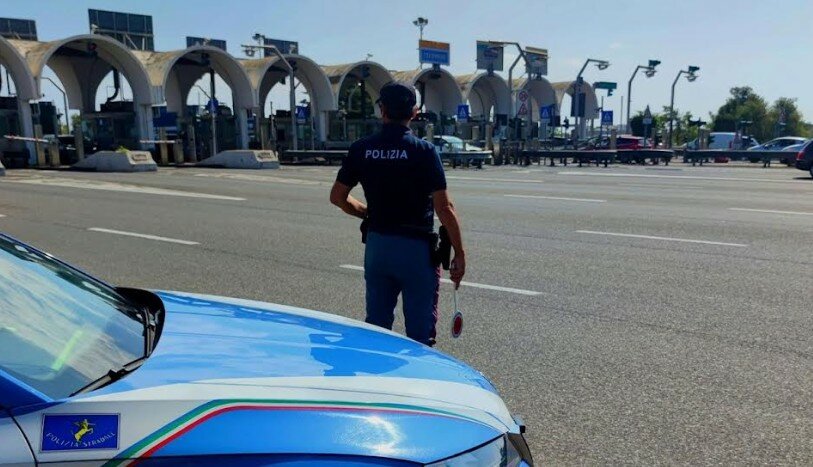 Via le patenti ai furbi della tangenziale