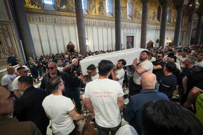 Monreale piange i tre ragazzi uccisi