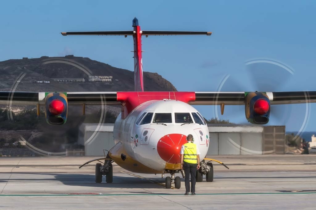 Spia incendio sul volo Lampedusa-Catania: atterraggio d'emergenza Spia incendio sul volo Lampedusa-Catania: atterraggio d'emergenza