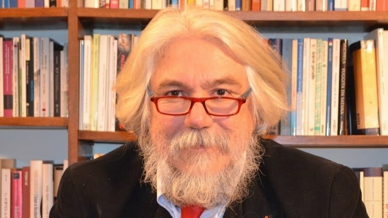 Malore per lo psichiatra Meluzzi: &egrave; grave