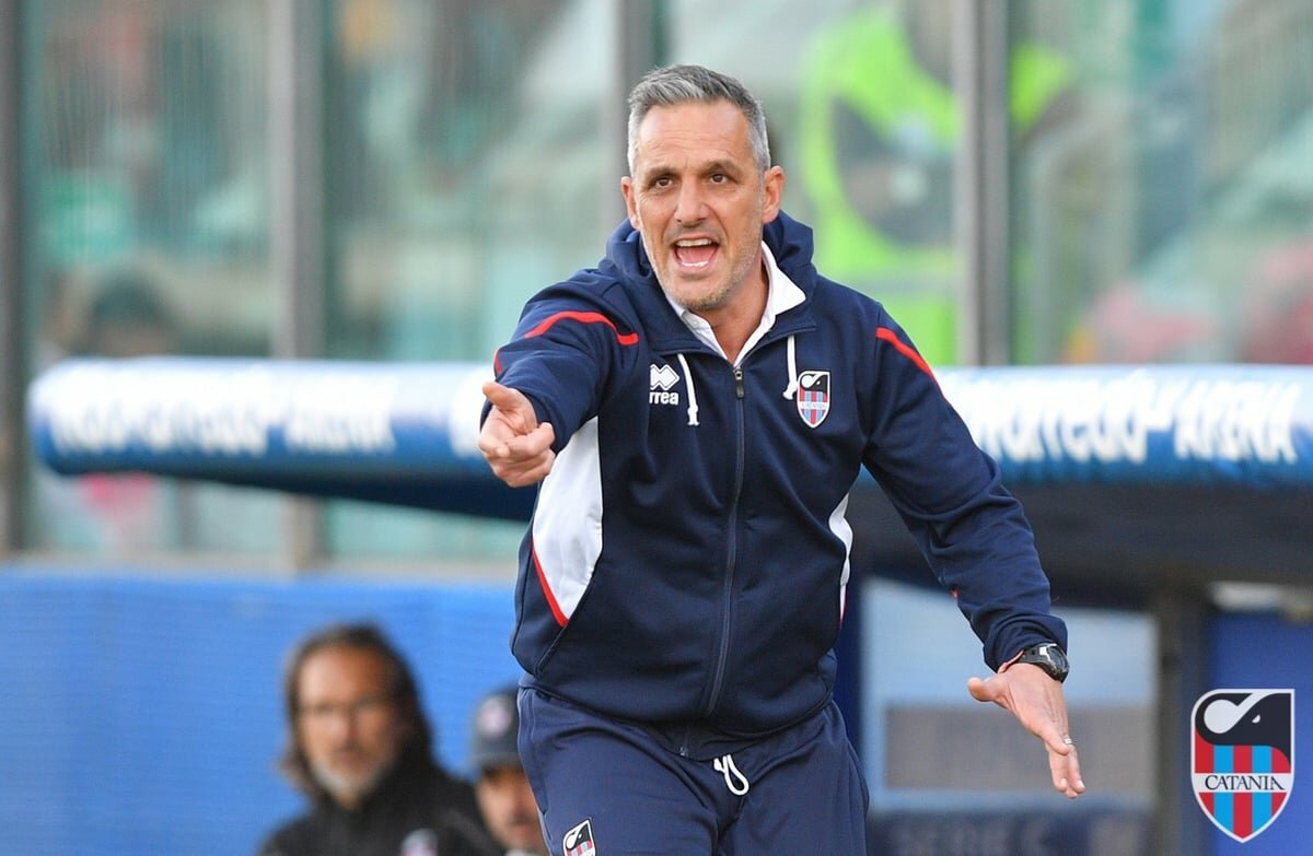 Catania, 5 rivali e un arbitro nella corsa salvezza Catania, 5 rivali e un arbitro nella corsa salvezza