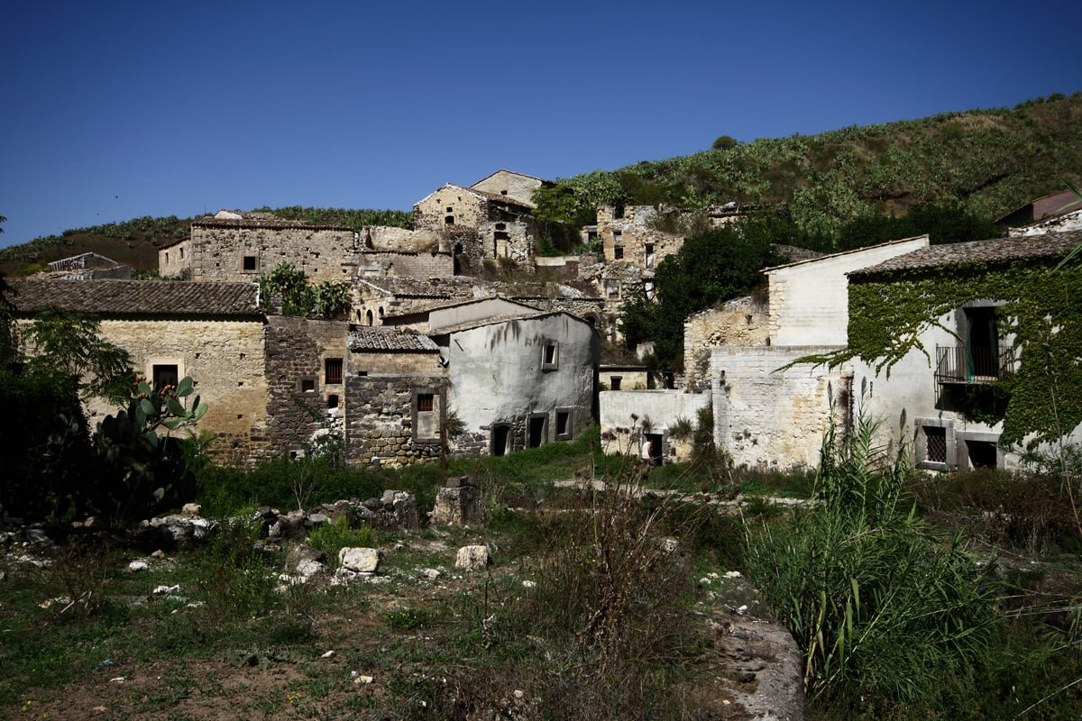 Dal Pnrr i soldi per i borghi: ce n'&egrave; pure uno catanese