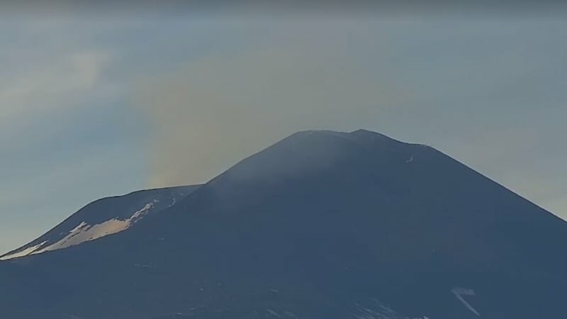 L'Etna si prende una pausa