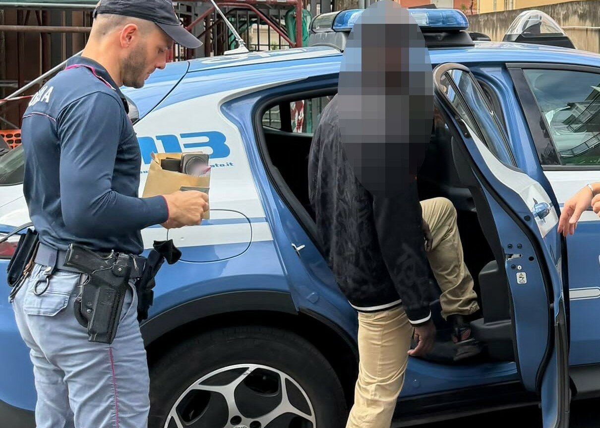Molestano automobilisti, denunciati 4 lavavetri Molestano automobilisti, denunciati 4 lavavetri