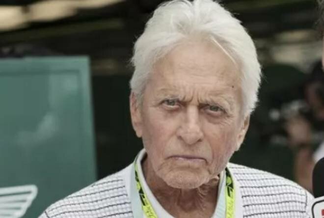 Douglas, attrazione fatale per Taormina